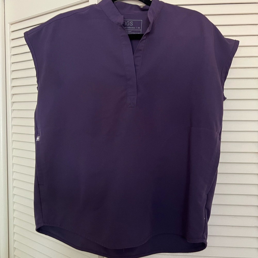 Figs Purple Shadow Scrub Set